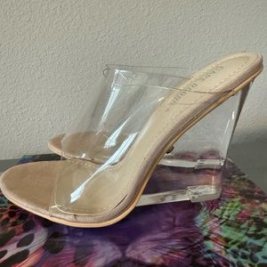 Cape Robbin Nude Clear Wedge Heels Size 7.5